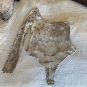 One shoulder bodysuit